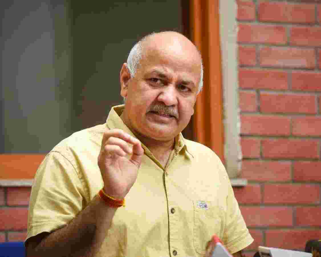 InkFork-article-who-is-manish-sisodia